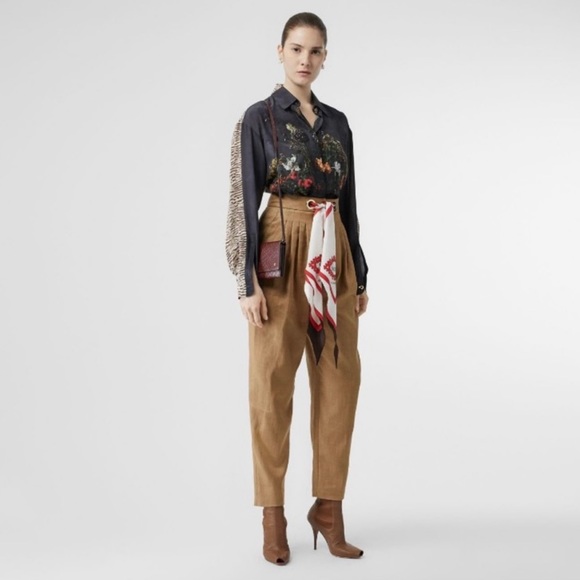 Burberry Monogram Leather Wallet with Detachable Strap - Picture 16 of 16